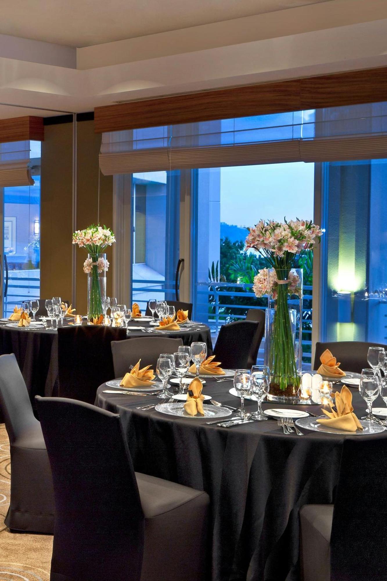The Westin Resort Guam Tumon Exterior photo